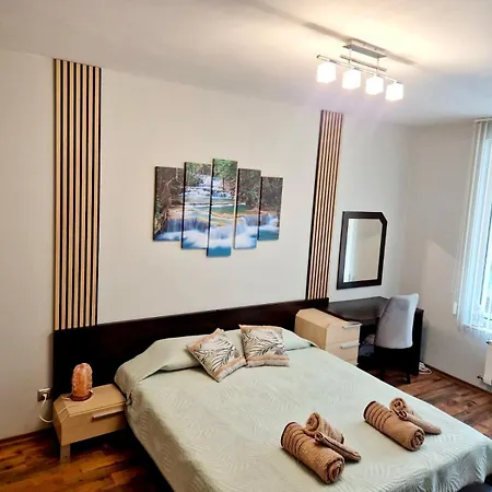 Bright 70 M2 Family Apt, Center Sofia, Metro, Parking Appartement