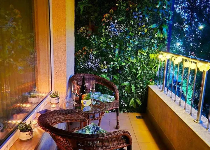 Bright 70 M2 Family Apt, Center Sofia, Metro, Parking *