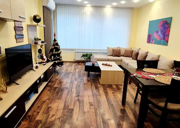 Bright 70 M2 Family Apt, Center Sofia, Metro, Parking דירה *