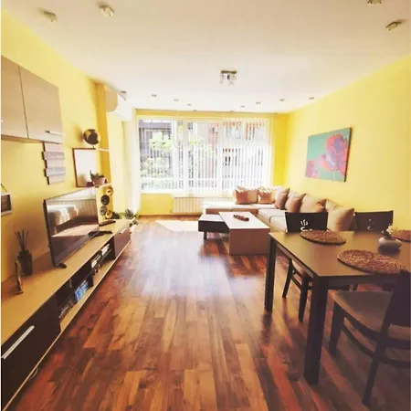 Bright 70 M2 Family Apt, Center Sofia, Metro, Parking *