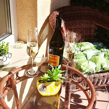 Bright 70 M2 Family Apt, Center Sofia, Metro, Parking