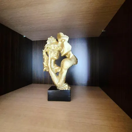 Bright 70 M2 Family Apt, Center Sofia, Metro, Parking * Sofia